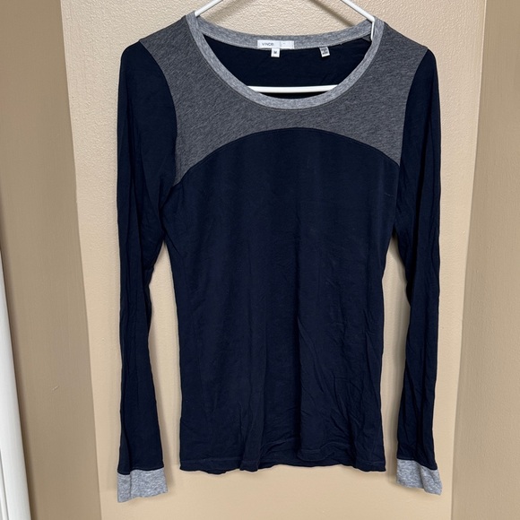 Vince Tops - Vince women’s Two-Tone Navy and Gray Long Sleeve Top like new size medium